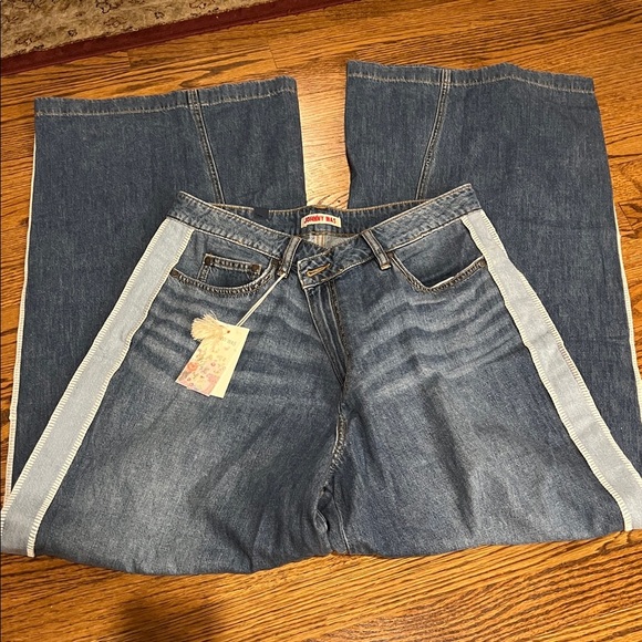 Johnny Was - The Blanket Stitch Wide Leg Jean, NWT, Size 32 - Picture 7 of 7